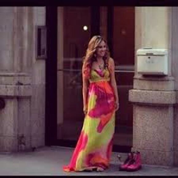 BCBGMAXAZRIA Lime 100% Silk Chiffon Pleated Top Maxi Dress Size 12 - Picture 1 of 8